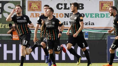 Il Venezia è stato ripescato in Serie B: escluso il Palermo