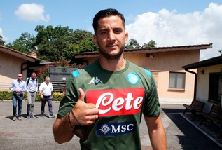 Le prime immagini di Manolas con la maglia del Napoli