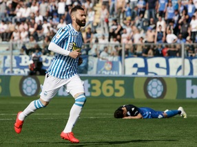 Antenucci ceduto dalla Spal al Bari