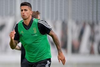 Dani Alves blocca Cancelo al City: la Juve cambia