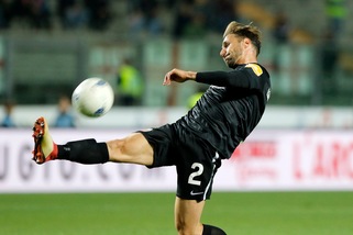 Ascoli, arriva l'ex Lugano Piccinocchi. Valentini prolunga