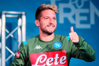 Napoli, Mertens: "Sarri alla Juve fa strano. Mi ha trasformato"