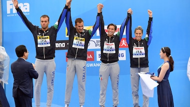 Mondiali di nuoto, Italia d'argento nella staffetta 5 chilometri mista