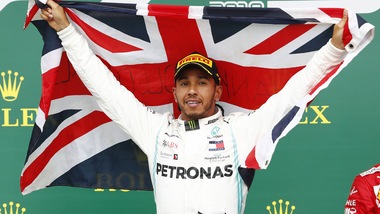 Hamilton: "Che bello vedere la McLaren in forma"