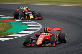 Gp Gran Bretagna, Vettel: "Per fortuna Silverstone ha rinnovato"