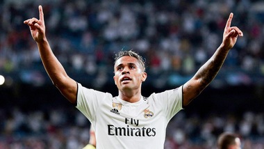 AS: "Mariano Diaz riflette su offerte di Roma e Monaco"