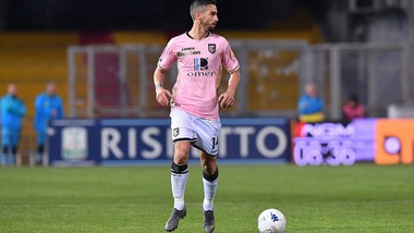 Frosinone, presi gli svincolati Salvi e Szyminski