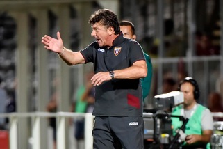 Mazzarri: "Complimenti ai ragazzi. Verdi? Di mercato non parlo"