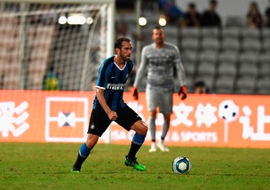 Inter-Psg 1-1 (6-5 d.c.r.): Longo pareggia, di Joao Mario il rigore decisivo