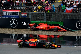 Gp Germania: Leclerc si ritira, contatto a muro sotto la pioggia