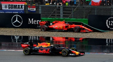 Gp Germania: Leclerc si ritira, contatto a muro sotto la pioggia