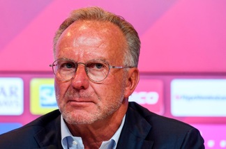 Rummenigge: "Basta spese folli, stipendi troppo alti"