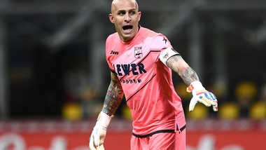 Crotone, ufficiale: Cordaz prolunga per un'altra stagione