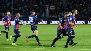 Cosenza, ufficiale: preso Kanouté