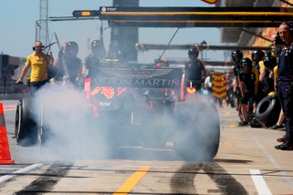 F1, per gli "unsafe release" solo secondi di penalità