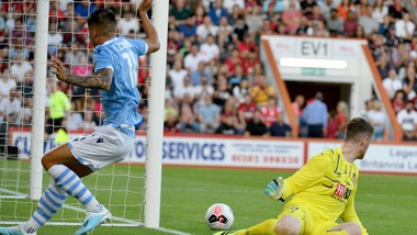 Correa trascina la Lazio, vittoria 4-3 a Bournemouth