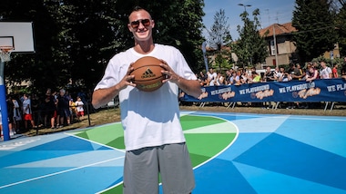 Gallinari operato all'appendicite. I medici: "Intervento perfettamente riuscito"