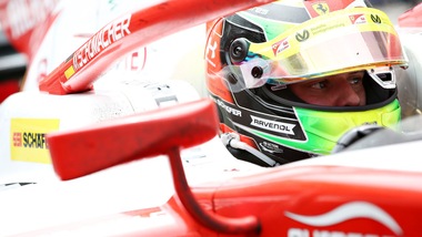 Mick Schumacher trionfa in Ungheria: prima vittoria in Formula 2