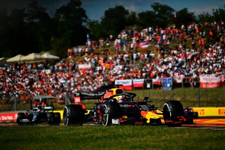 Gp Ungheria, Verstappen: "Hamilton mi ha spinto al limite"