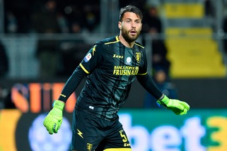 Torino, per il vice Sirigu è lotta a due