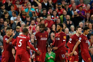 Liverpool, che poker all'esordio in Premier!
