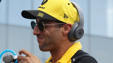 Renault, Ricciardo: "Dobbiamo cambiare mentalità"