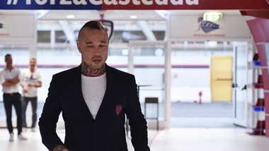 Nainggolan, insulti social per i complimenti a Dzeko