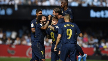 Liga, il Real Madrid parte forte: 3-1 al Celta Vigo. Finale thriller a Valencia