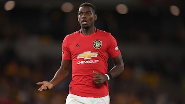 Tutti si stringono attorno a Pogba, prigioniero e insultato a Manchester