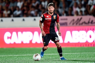 Genoa, Schöne prende il numero 20. Il 33 per Pajac