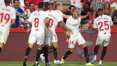 Liga: Siviglia di misura, il Levante stende il Villarreal