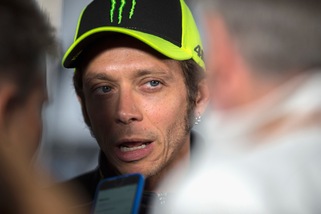 Valentino Rossi: "Scudetto alla Juve, io meno chance dell'Inter"