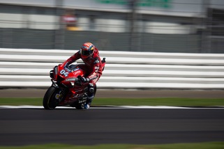Gp Silverstone: Quartararo e Dovizioso out al via