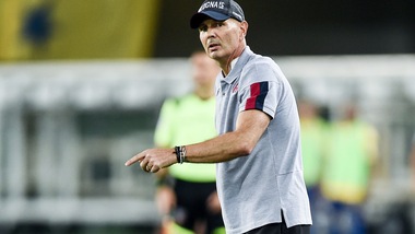 Mihajlovic, che forza: guida l'allenamento del Bologna!
