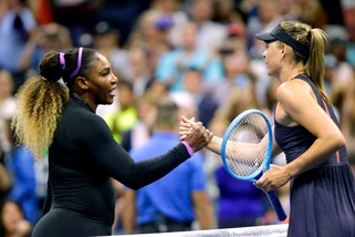 Us Open: Serena Williams liquida la Sharapova con un doppio 6-1