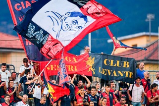 Genoa, la contestazione dei tifosi prosegue