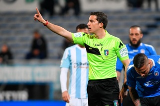 Serie B, Cremonese-Entella a Baroni. Per Chievo-Empoli c'è Ghersini