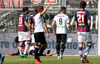 Diretta Spezia-Crotone e Benevento-Cittadella alle 18: probabili formazioni, dove vederle in tv