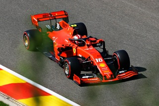 Gp Belgio: Leclerc in pole, anche Vettel in prima fila