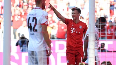 Bundesliga: valanga Bayern contro il Mainz, in gol anche Perisic, Dortmund ko