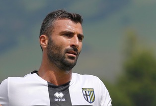 Parma, via Ceravolo: ha firmato per la Cremonese. Rigoni al Vicenza