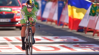 Vuelta, Roglic domina la 10ª tappa: è in maglia rossa