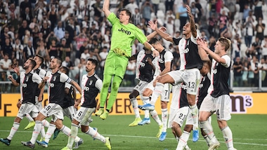 Serie A, anticipi e posticipi: Fiorentina-Juve di sabato, il derby col Torino di sera