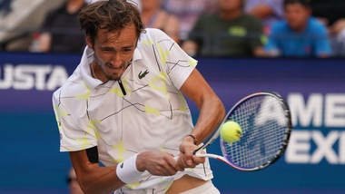 Us Open: Medvedev stende Wawrinka e vola in semifinale