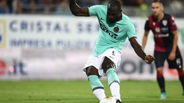 Cagliari, buu anche per Donnarumma: spunta il video