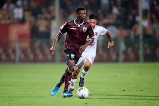 Salernitana, lesione al bicipite femorale per Akpa Akpro