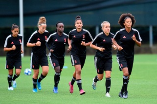 Champions, la Juve femminile si prepara: arriva il Barcellona