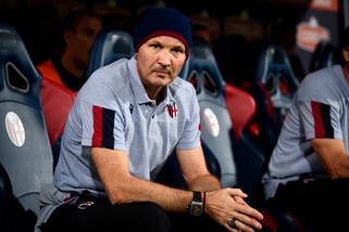 Bologna, ripresa della cure per Mihajlovic: torna in ospedale