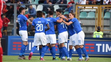 Italia-Lussemburgo U21 5-0: Nicolato a valanga, Kean in gol su rigore