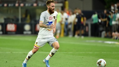 Lecce, allenamento in gruppo per Majer